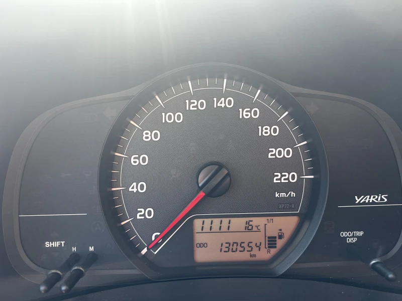 Toyota Yaris, снимка 9 - Автомобили и джипове - 52580452