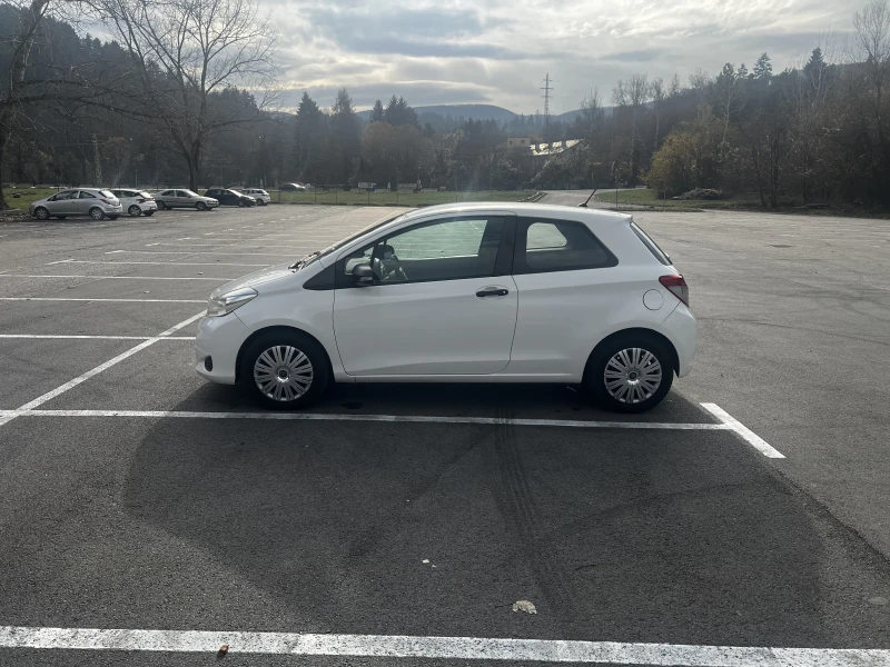 Toyota Yaris, снимка 7 - Автомобили и джипове - 52580452