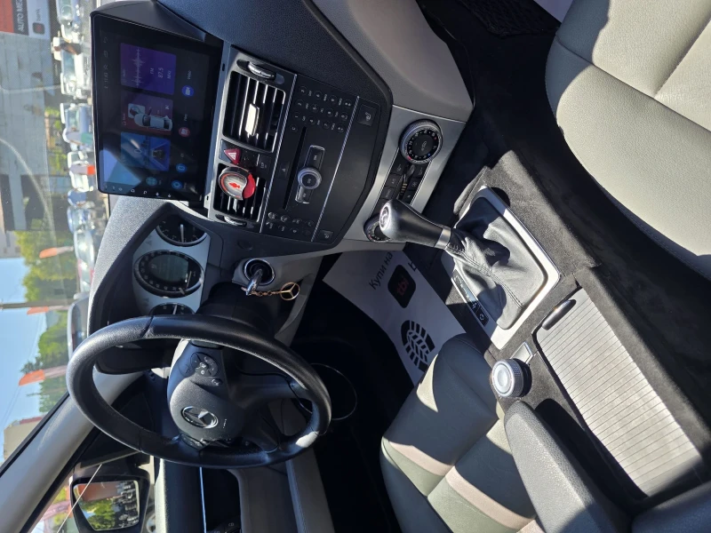 Mercedes-Benz C 350 3.5i AMG-C63 PEKET AMG-GENERACIQ, снимка 2 - Автомобили и джипове - 51638979