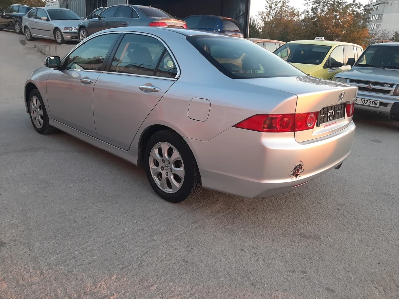 Honda Accord 2.0i AUTO FACE 91000km!!!, снимка 8 - Автомобили и джипове - 52160226