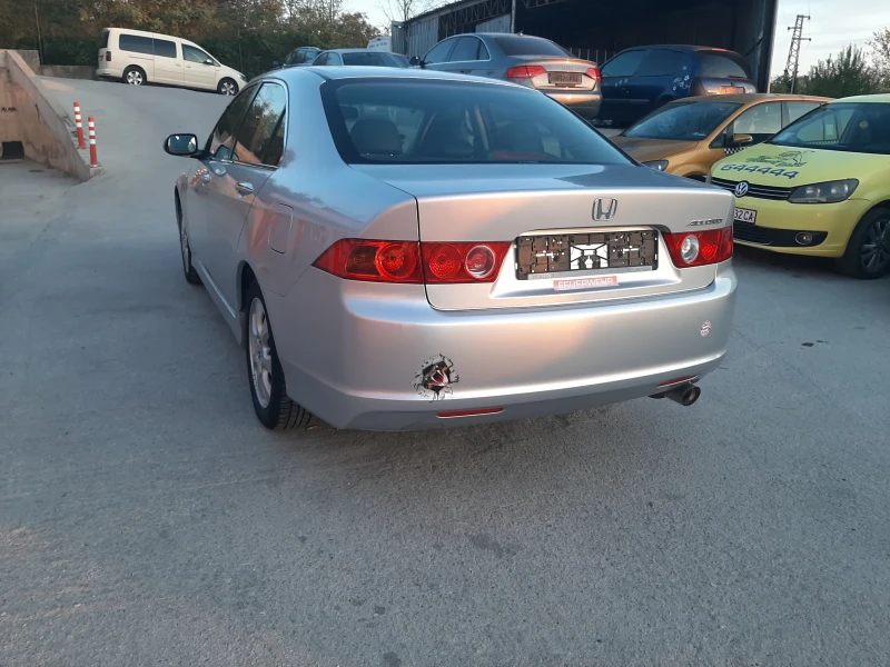 Honda Accord 2.0i AUTO FACE 91000km!!!, снимка 7 - Автомобили и джипове - 52160226