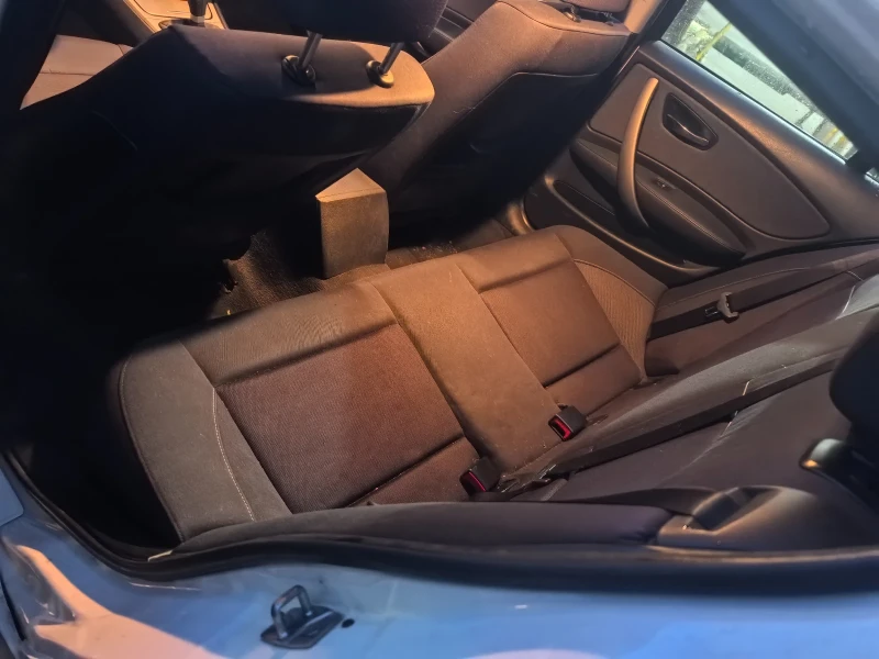 BMW 118, снимка 4 - Автомобили и джипове - 52588045