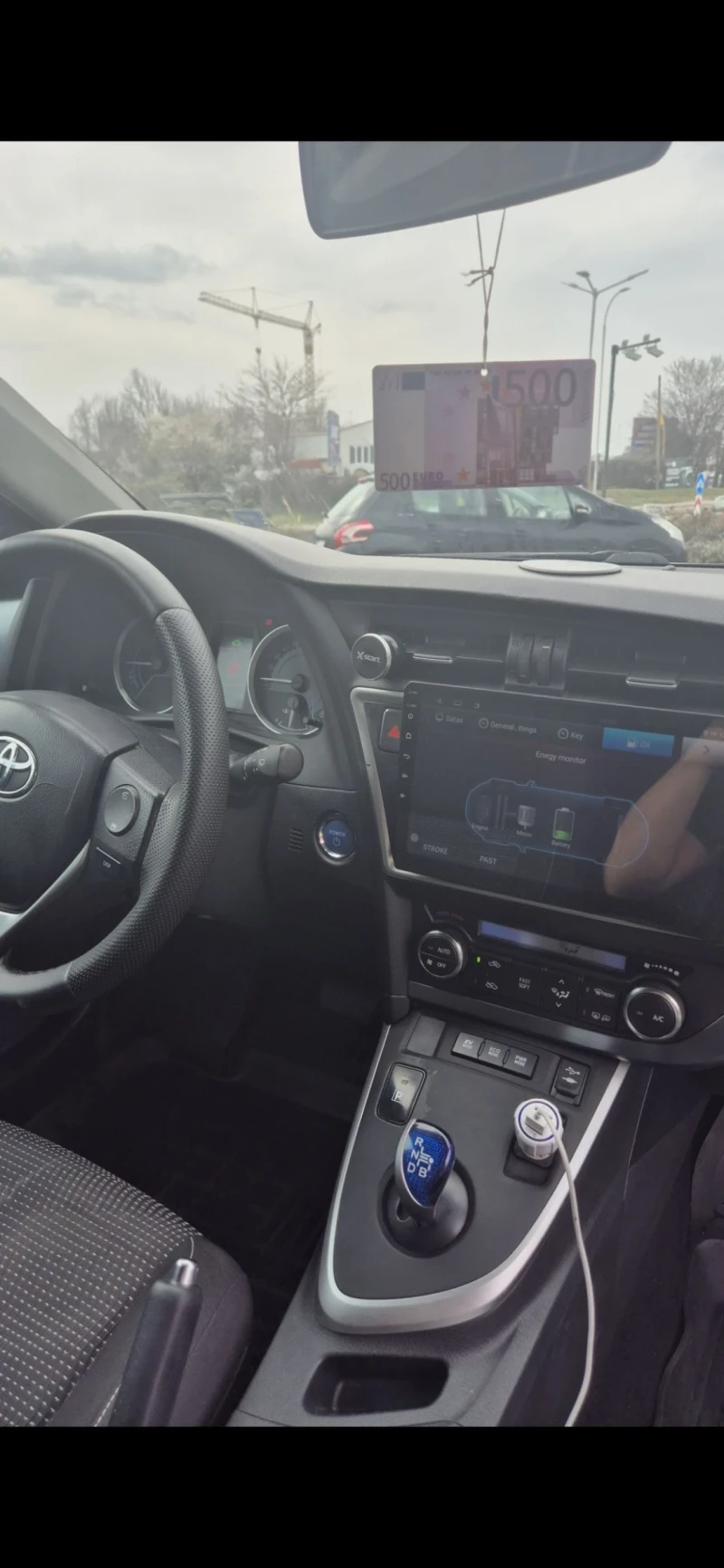 Toyota Auris 1.8 HYBRID Taxi, снимка 5 - Автомобили и джипове - 52755456