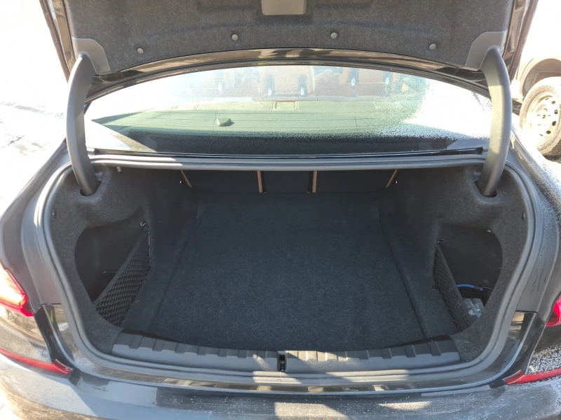 BMW 330 М ПАКЕТ * * CARFAX * * АВТО КРЕДИТ * * , снимка 5 - Автомобили и джипове - 53542023