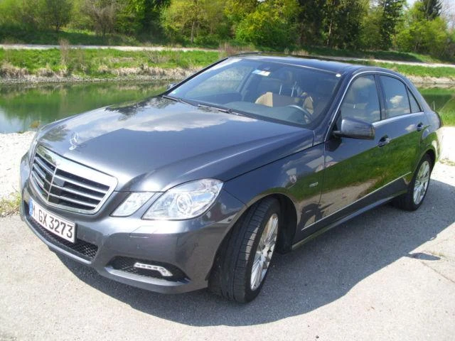 Mercedes-Benz E 350 w212-4matic, снимка 1 - Автомобили и джипове - 47090604