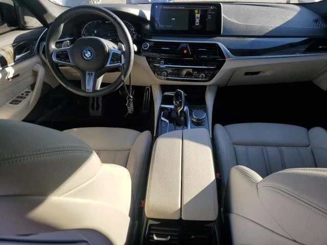 BMW 530E M SPORT / PLUG IN HYBRID, снимка 8 - Автомобили и джипове - 49261663