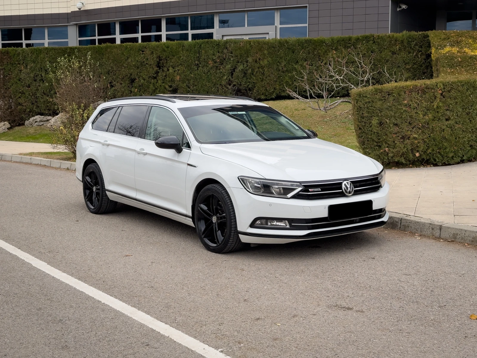 VW Passat 2.0 TDI DYNAUDIO, ПАНОРАМА - изображение 2