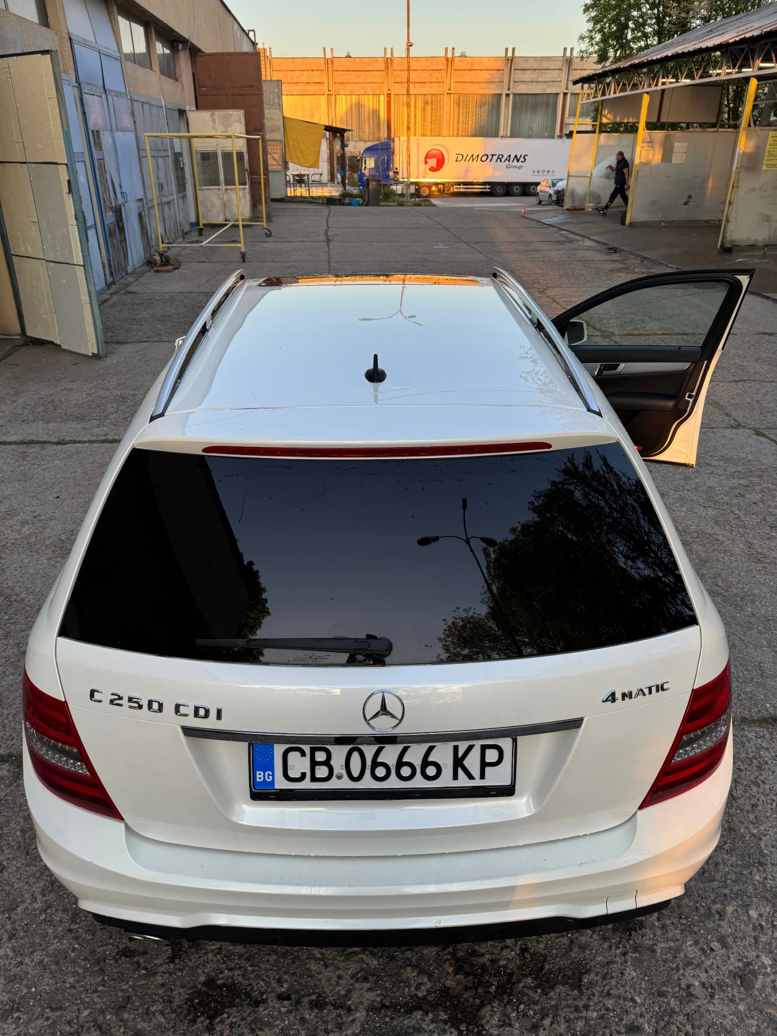 Mercedes-Benz C 250 4 MATIC/Сменени вериги/AMG пакет - изображение 5