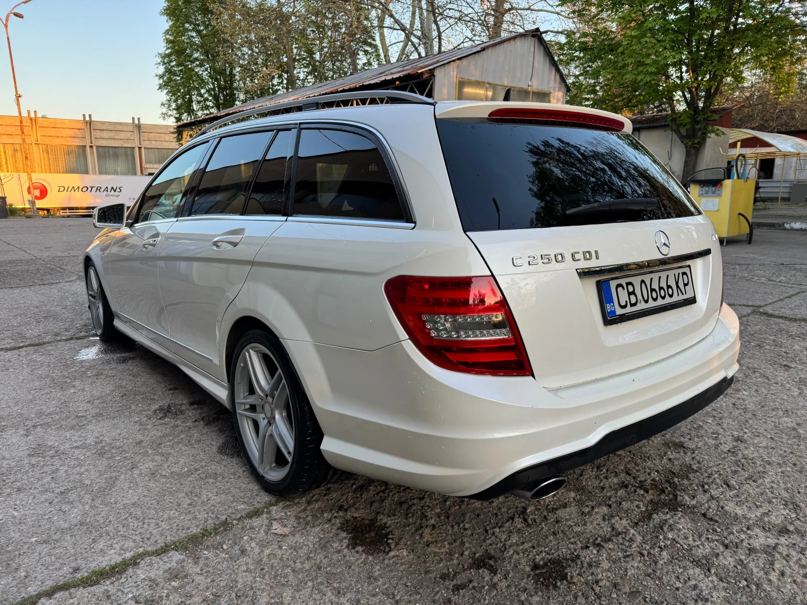 Mercedes-Benz C 250 4 MATIC/Сменени вериги/AMG пакет - изображение 7