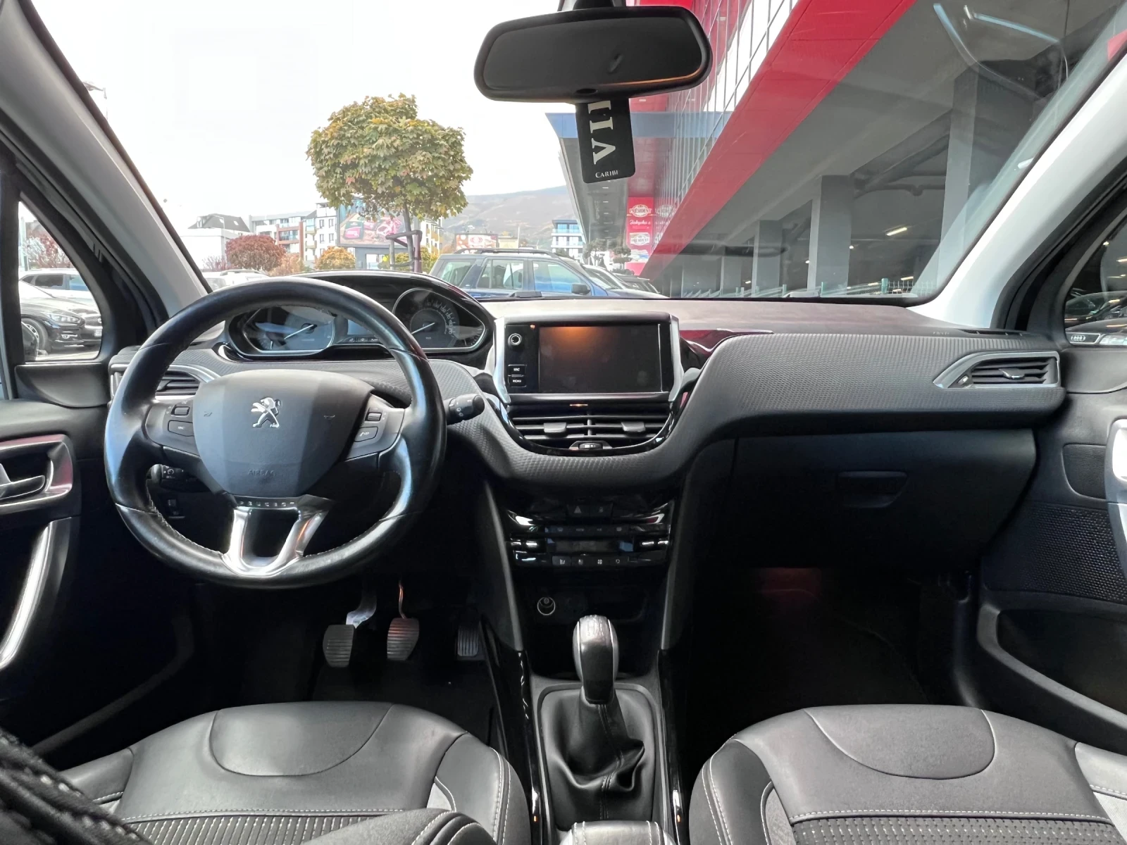 Peugeot 2008  - изображение 8