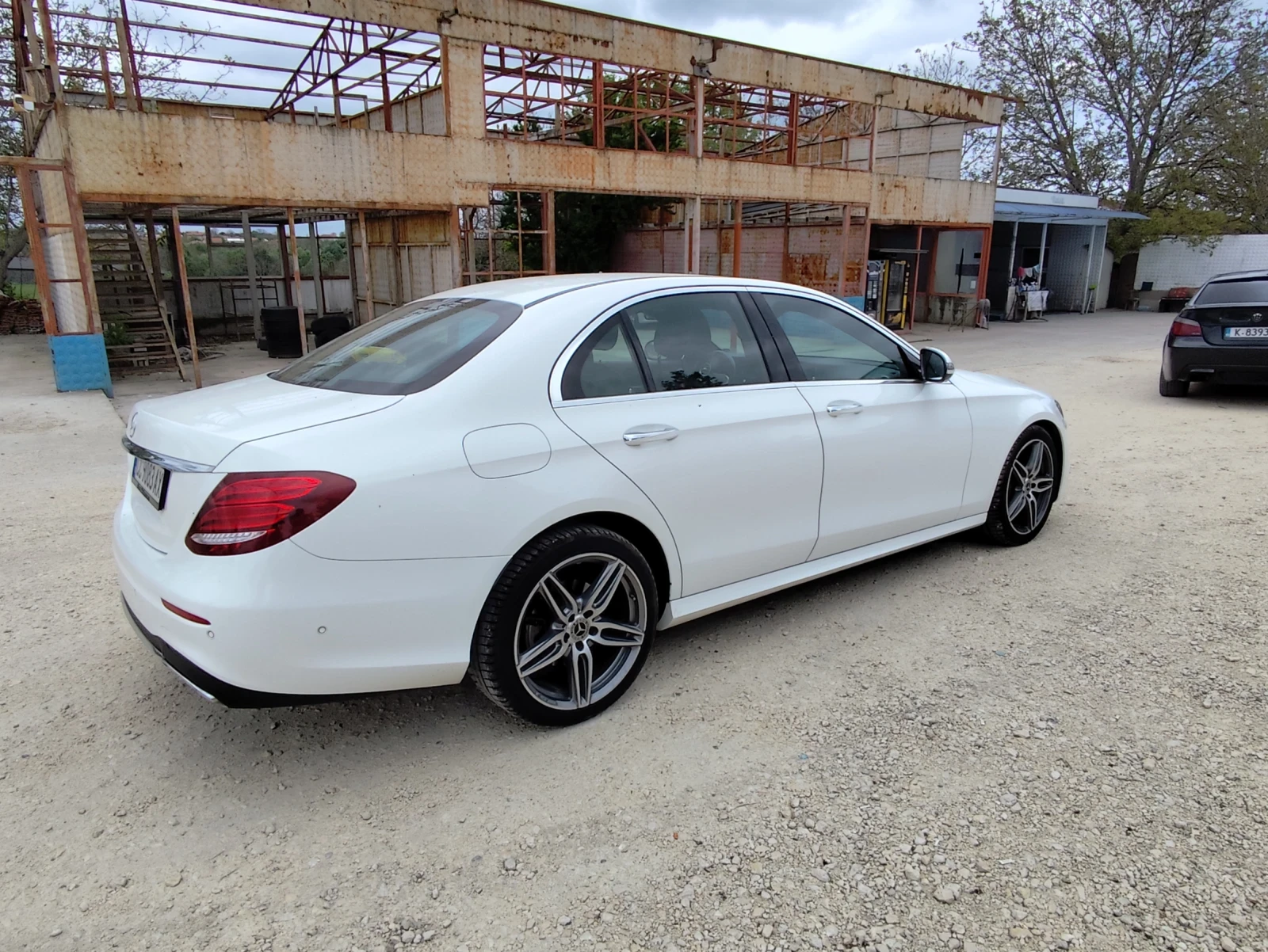 Mercedes-Benz E 220  - изображение 7