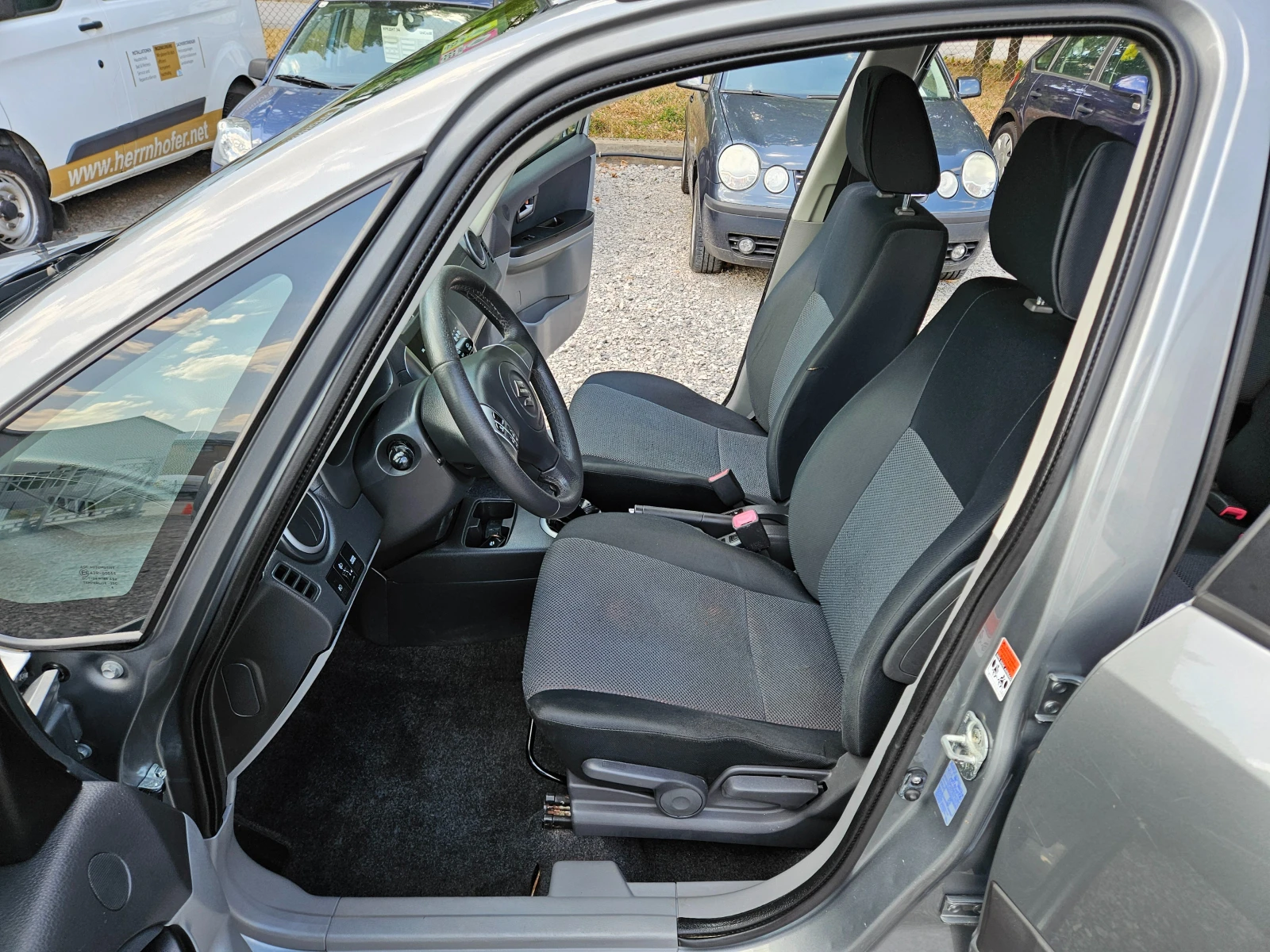 Suzuki SX4 1.9 DDIS 120кс. 4x4 - изображение 8