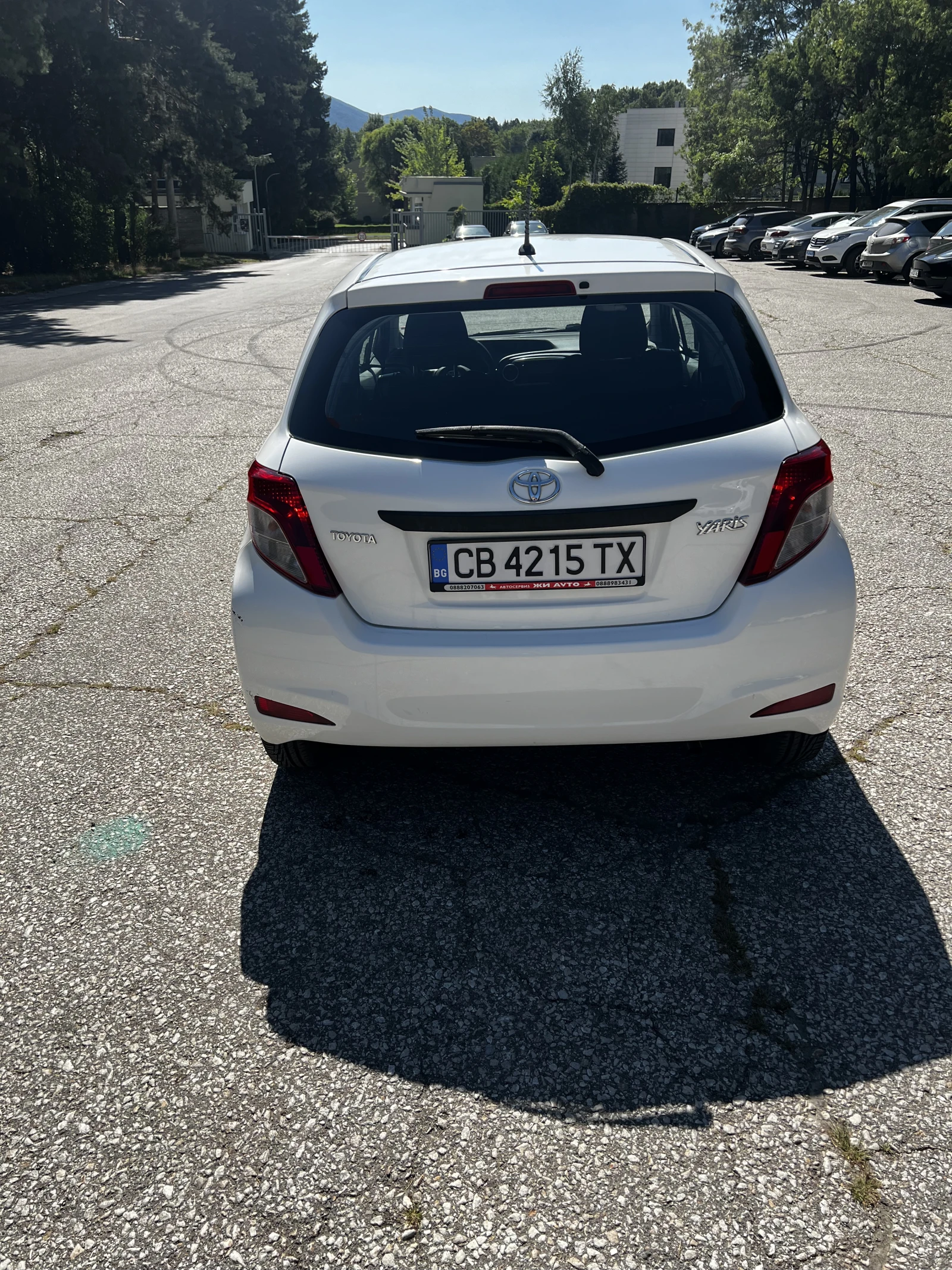 Toyota Yaris  - изображение 4