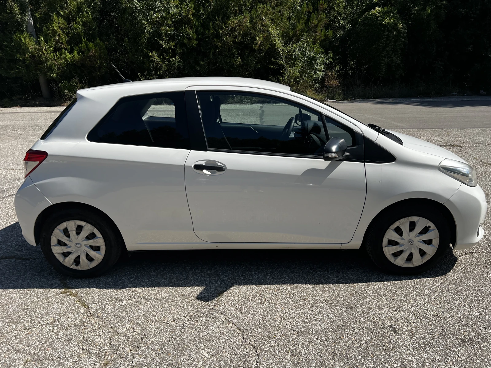 Toyota Yaris  - изображение 3