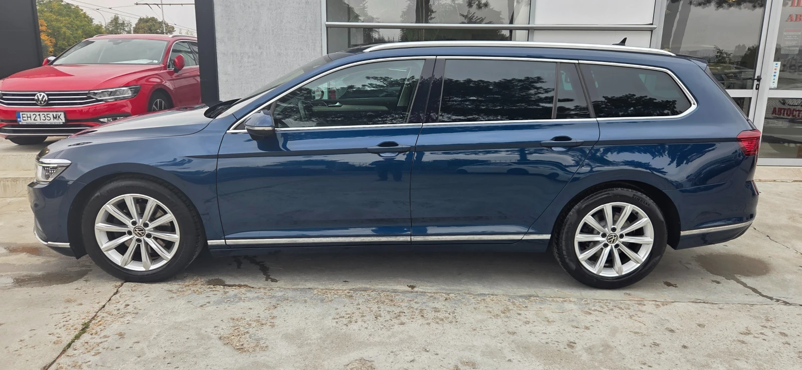 VW Passat Elegance-MATRIX-Кожа-Дигитал 200к.с. 4Motion - изображение 6