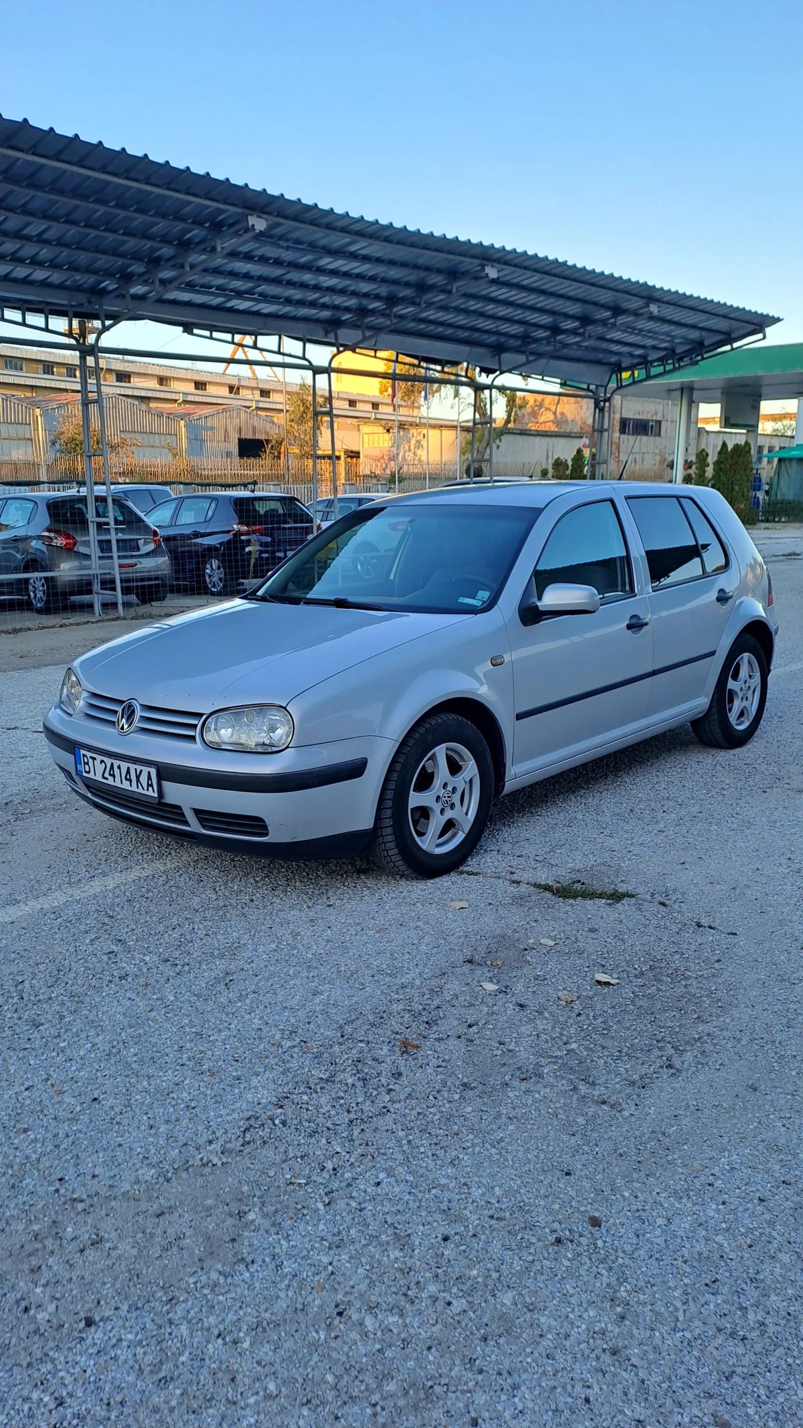 VW Golf | Mobile.bg   1