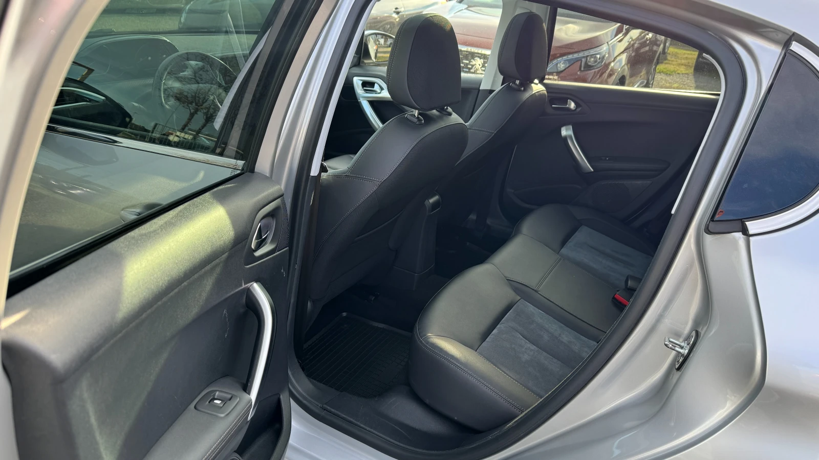 Peugeot 208 ,  ! PDC, , Navi, Tel. | Mobile.bg   11