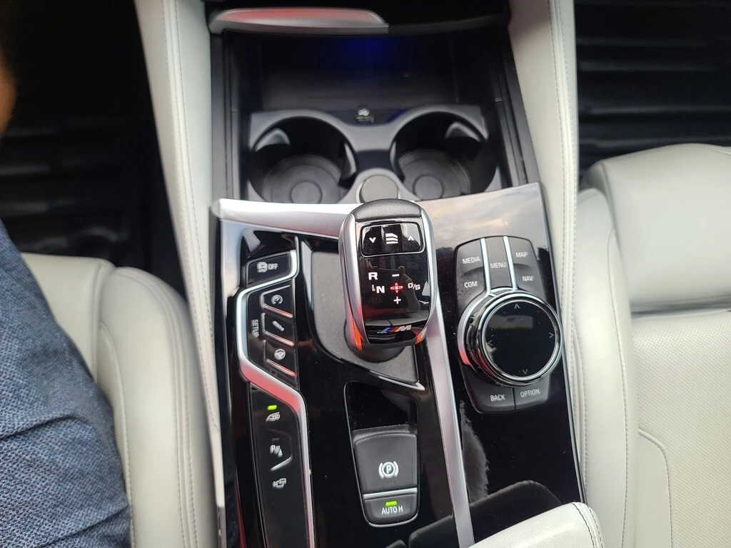 BMW M5 * Sedan * CARFAX *    | Mobile.bg   16