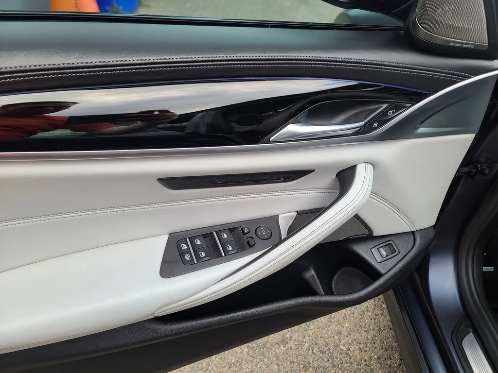 BMW M5 * Sedan * CARFAX *    | Mobile.bg   5