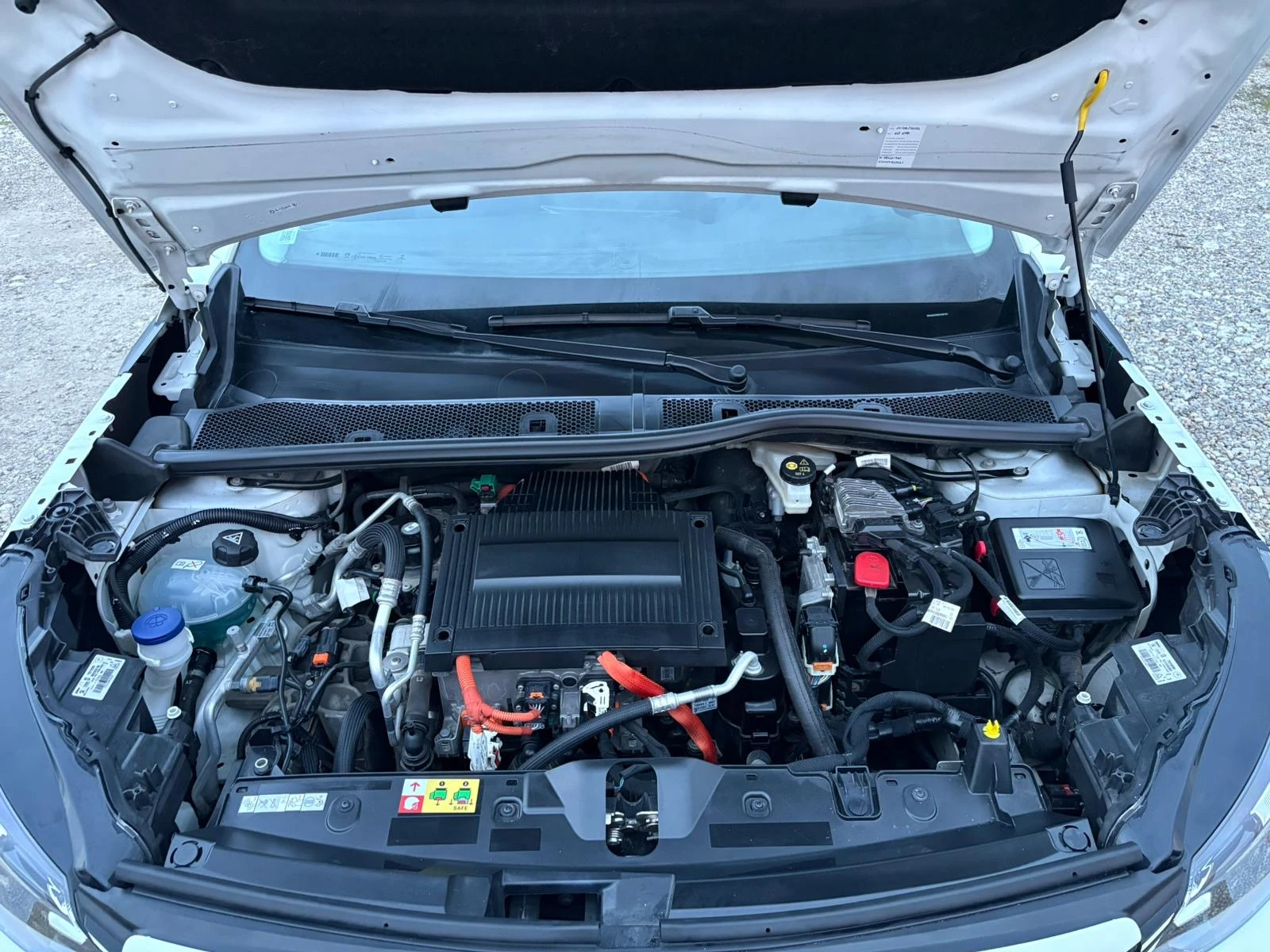 Peugeot 2008  - изображение 8