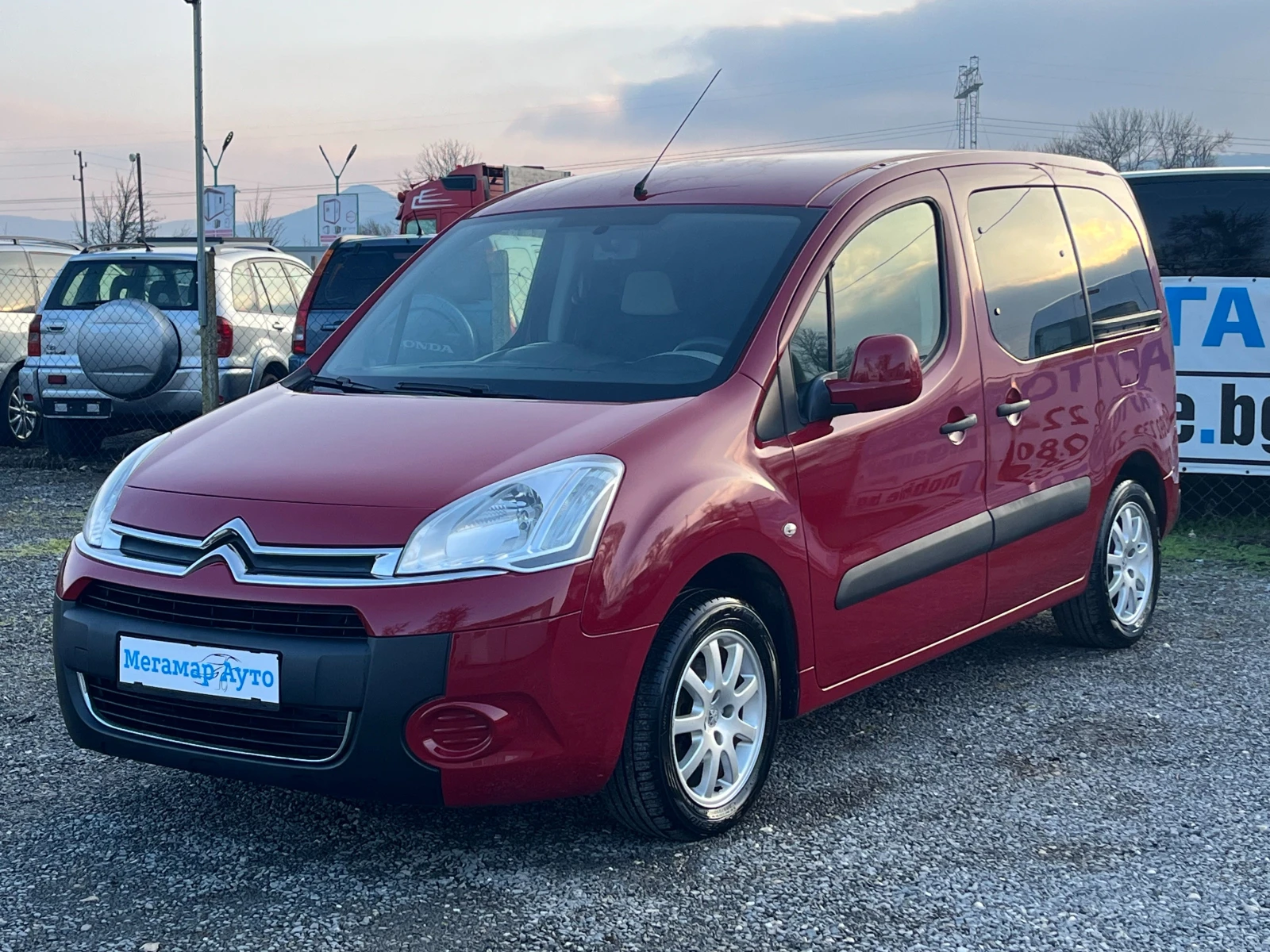 Citroen Berlingo II   1.6 VTi  - изображение 2