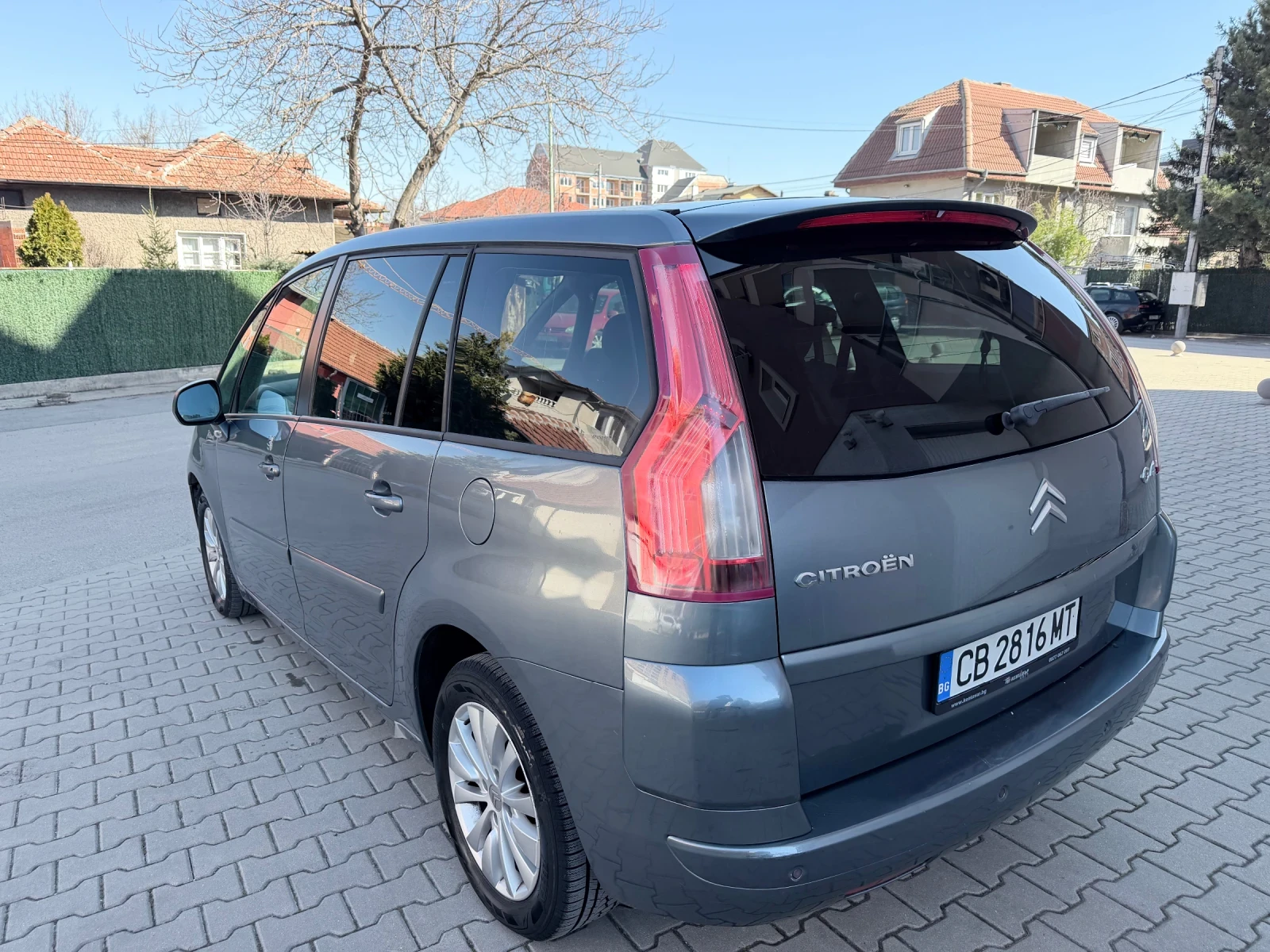 Citroen C4 Picasso 16 HDI Avtomatik - изображение 5