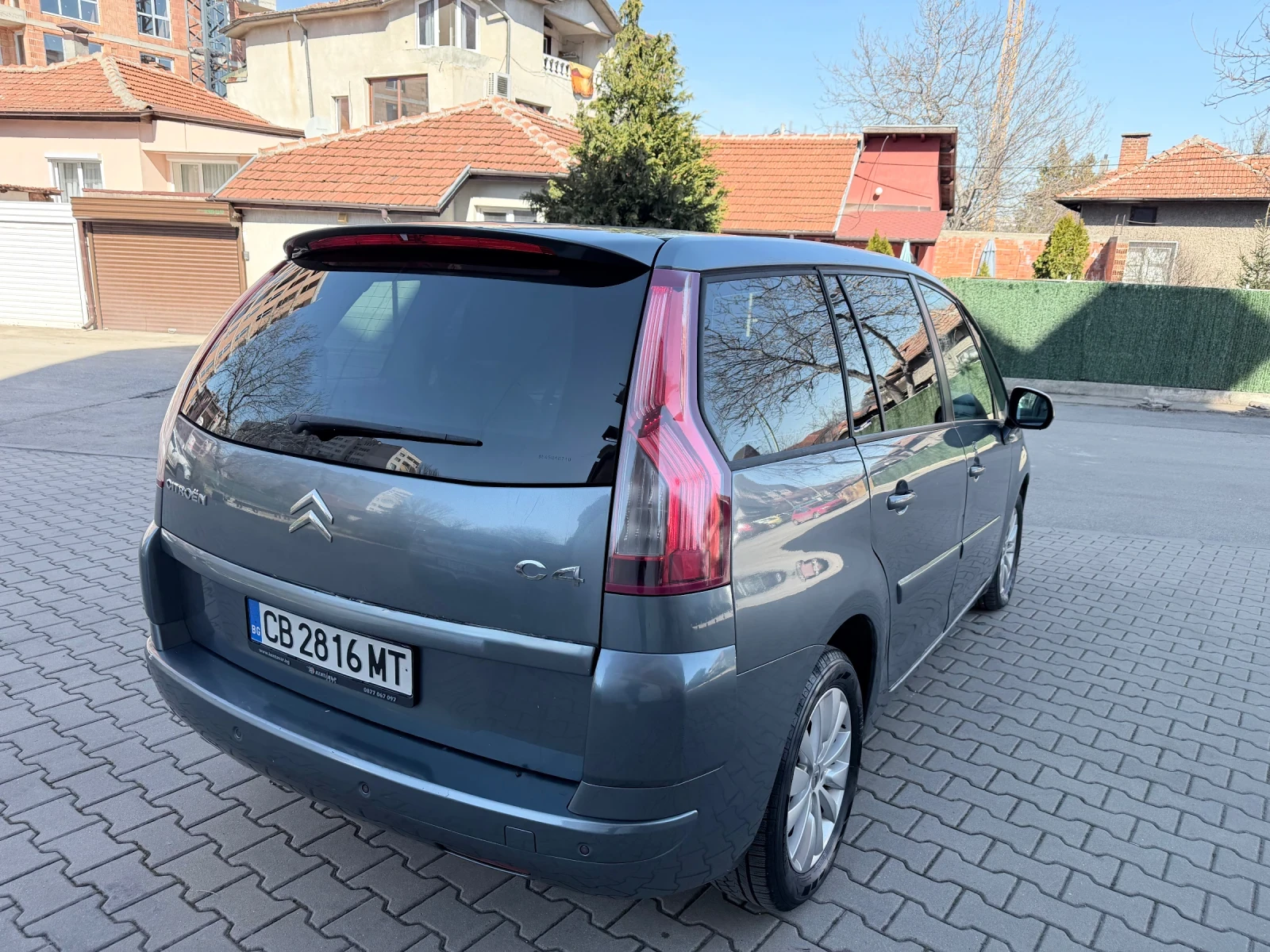 Citroen C4 Picasso 16 HDI Avtomatik - изображение 4