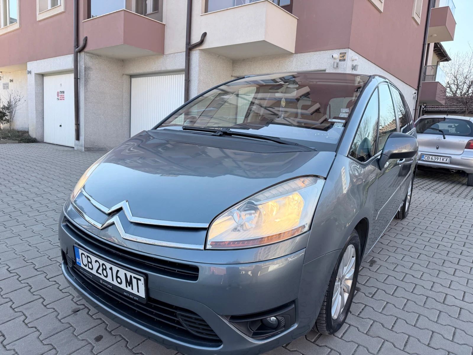Citroen C4 Picasso 16 HDI Avtomatik - изображение 7