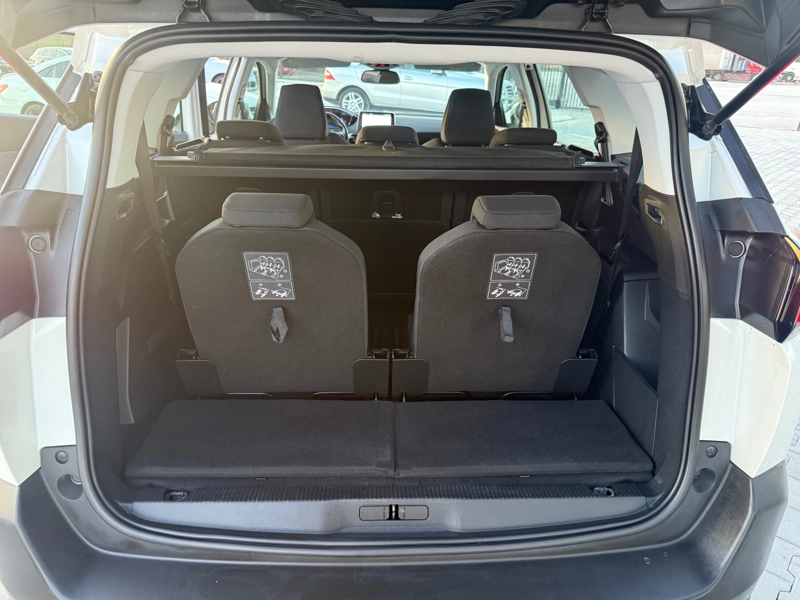 Peugeot 5008 1.5hdi 130 ks �������� ������ !!! | Mobile.bg � ����������� 14