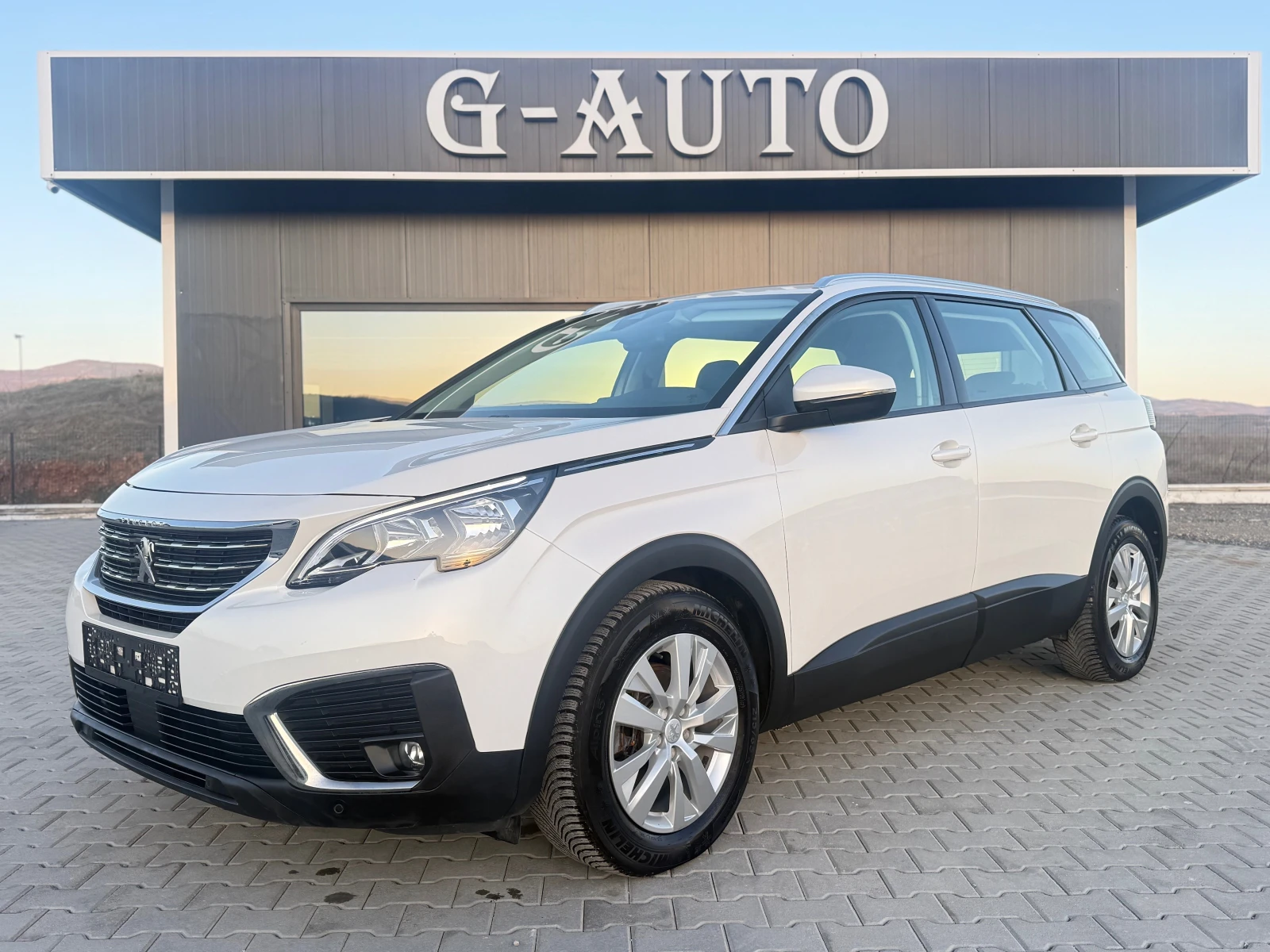 Peugeot 5008 1.5hdi 130 ks Собствен лизинг !!! | Auto.bg — изображение 1