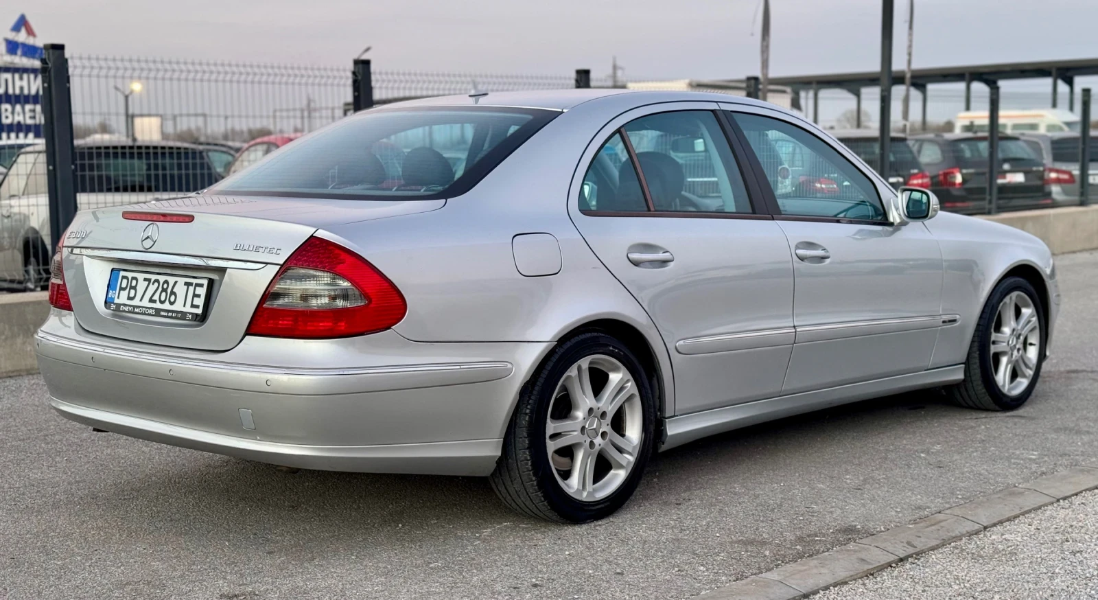 Mercedes-Benz E 300 BLUETEC AVANTGARDE, снимка 6 - Автомобили и джипове - 53814882