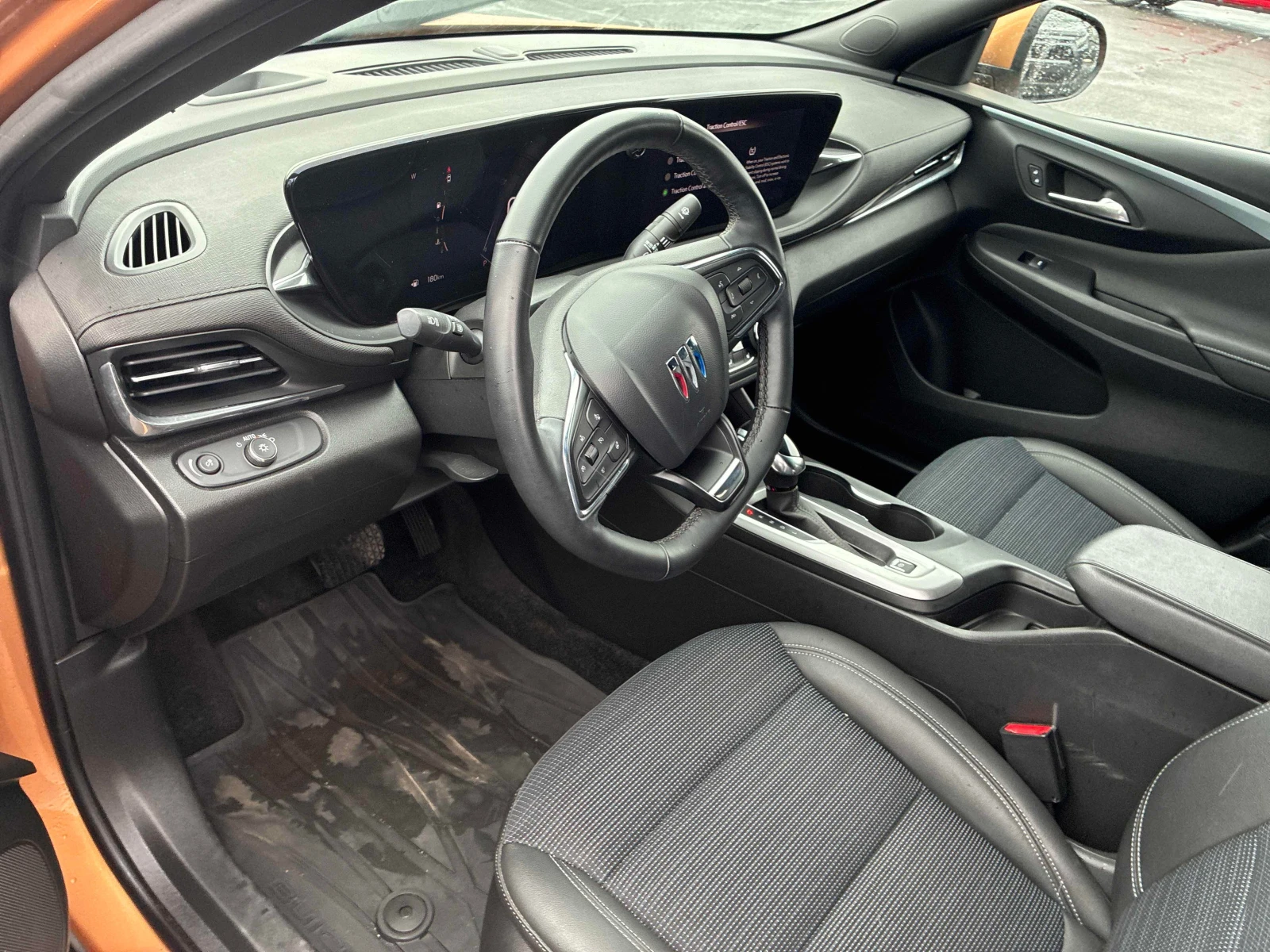 Buick Invicta 1.2L 3cyl Front Wheel Drive, снимка 8 - Автомобили и джипове - 53865873