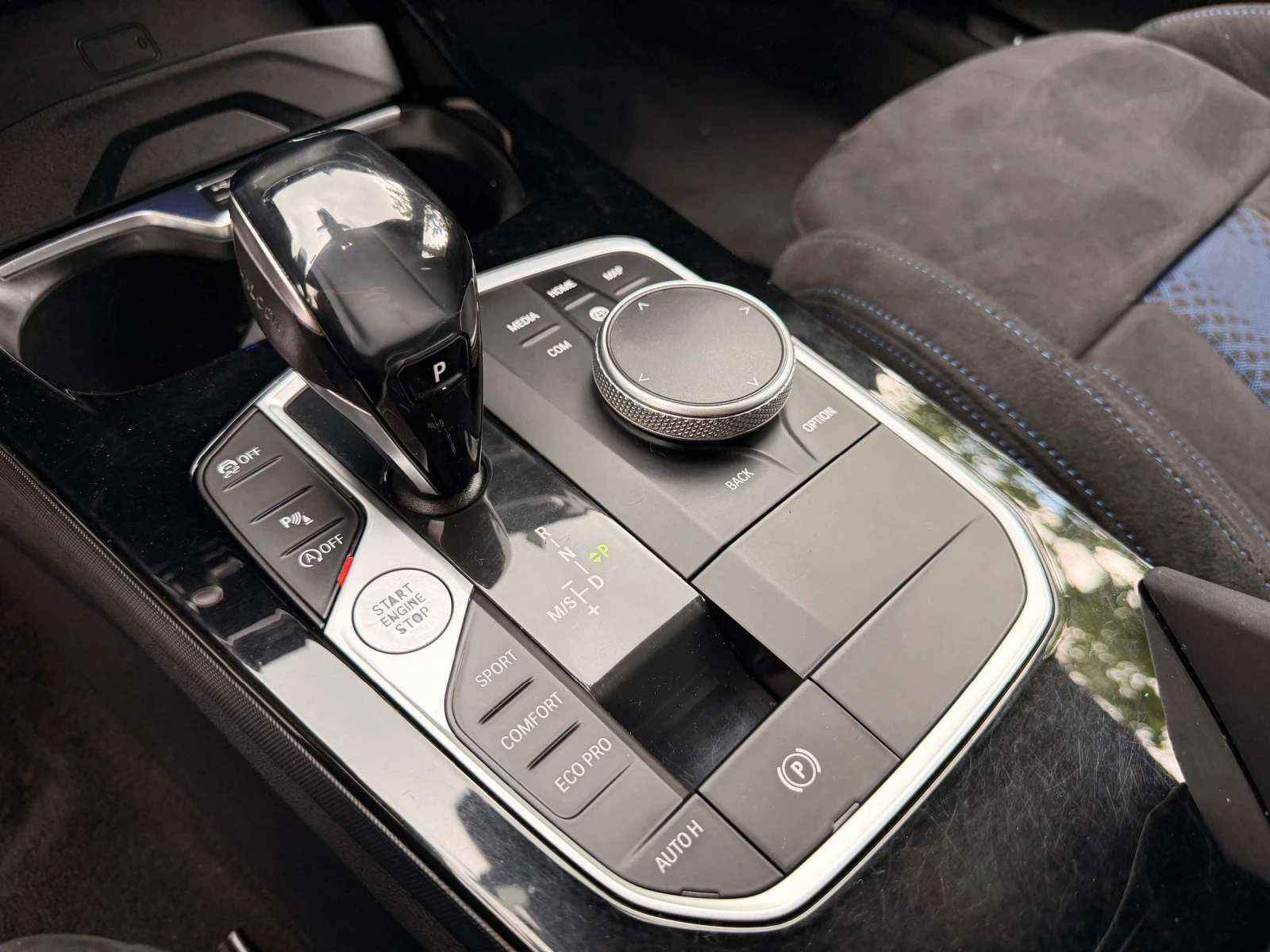 BMW 118 d / M-PACK, снимка 13 - Автомобили и джипове - 54692257