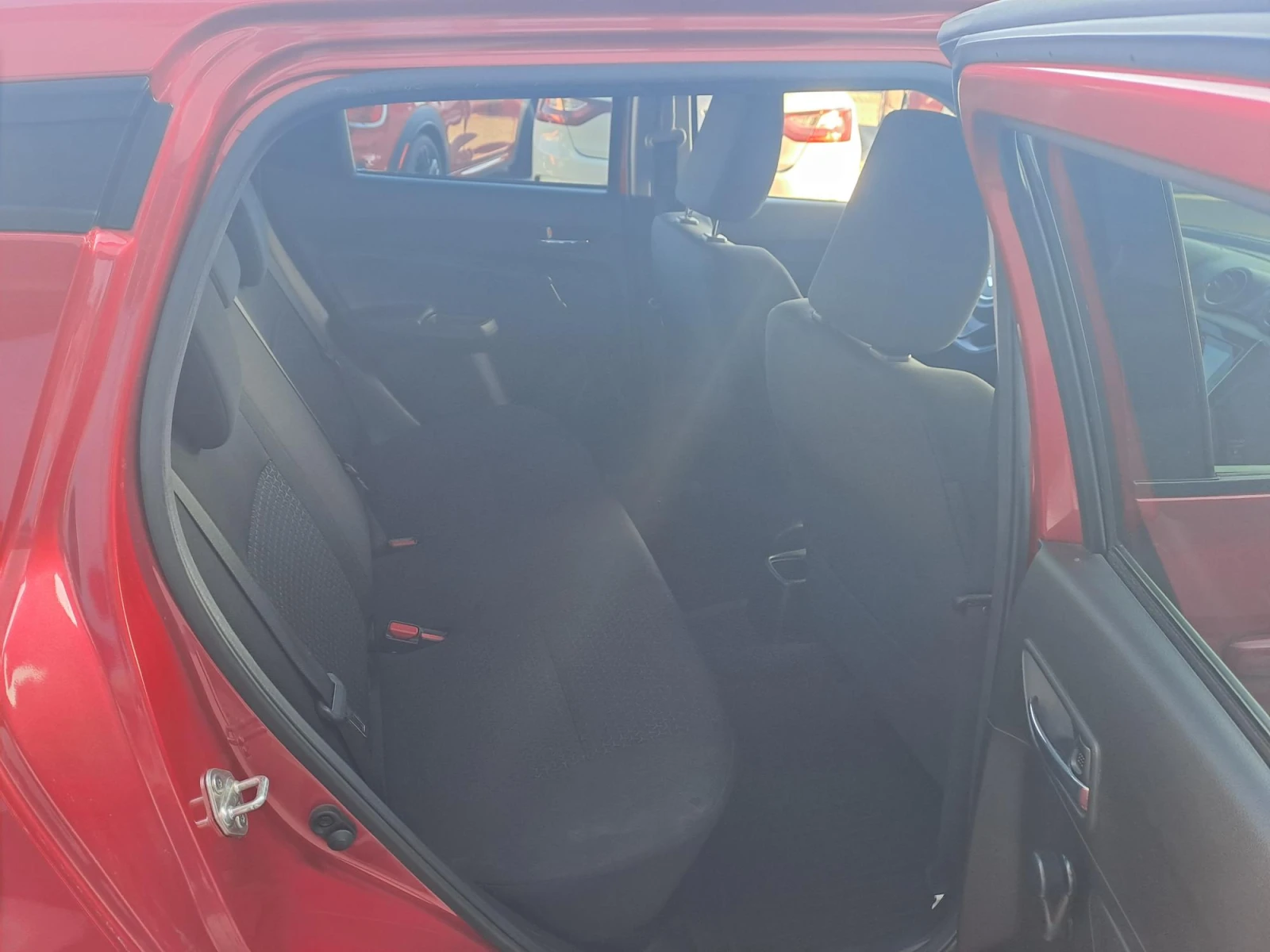 Suzuki Swift 1.2 GL+ MHEV Dual jet, снимка 8 - Автомобили и джипове - 54691290