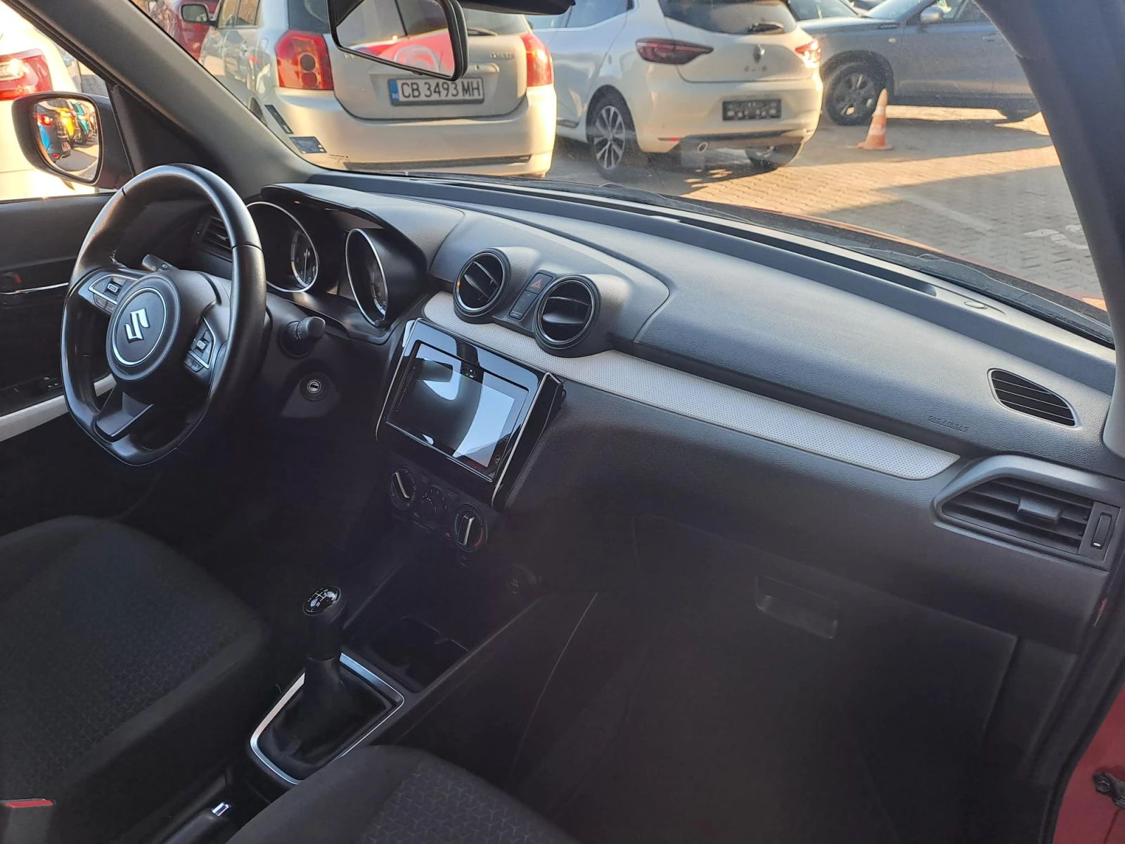 Suzuki Swift 1.2 GL+ MHEV Dual jet, снимка 10 - Автомобили и джипове - 54691290