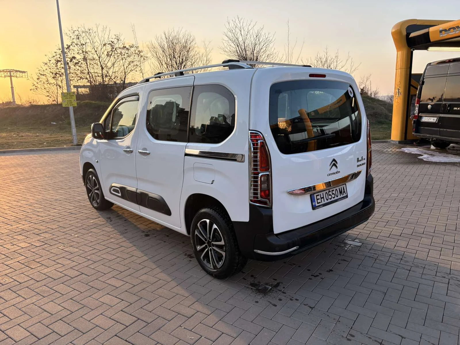 Citroen Berlingo Life, снимка 2 - Автомобили и джипове - 54892382