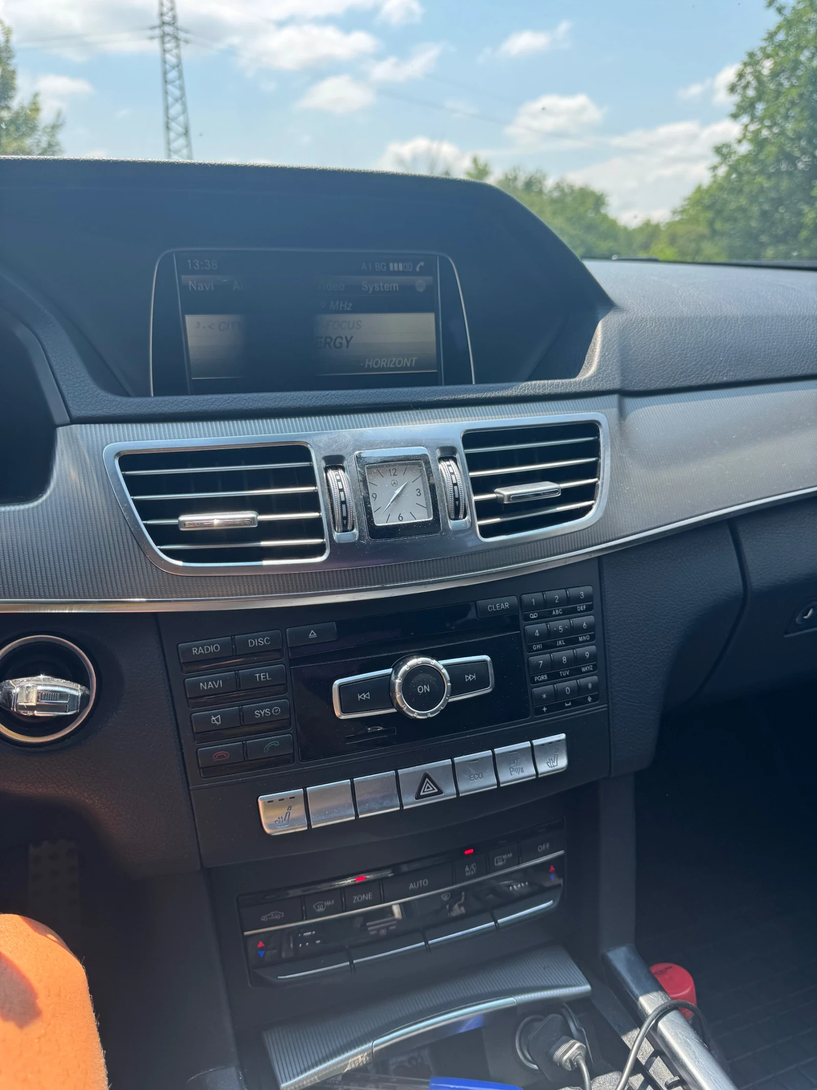 Mercedes-Benz E 350 Мерцедес е350 4matic, снимка 6 - Автомобили и джипове - 55118819