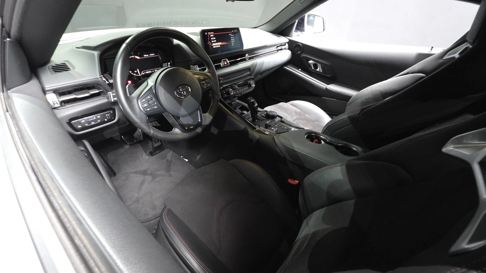 Toyota Supra 3.0* HUD* KEYLESS* BLIND SPOT* КРАЙНА ЦЕНА, снимка 7 - Автомобили и джипове - 55243922