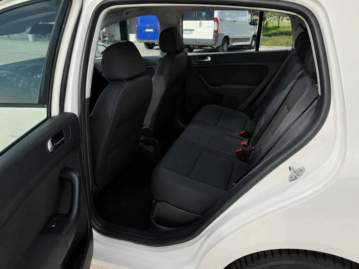 VW Golf Plus AVTOMAT/1.6/16V/115kc, снимка 13 - Автомобили и джипове - 55481981