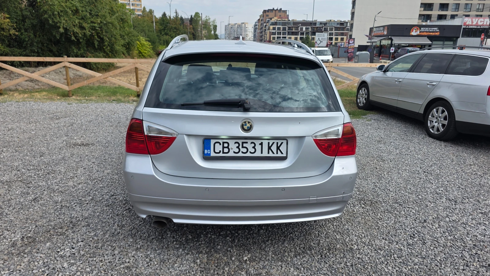 BMW 318, снимка 6 - Автомобили и джипове - 56138773