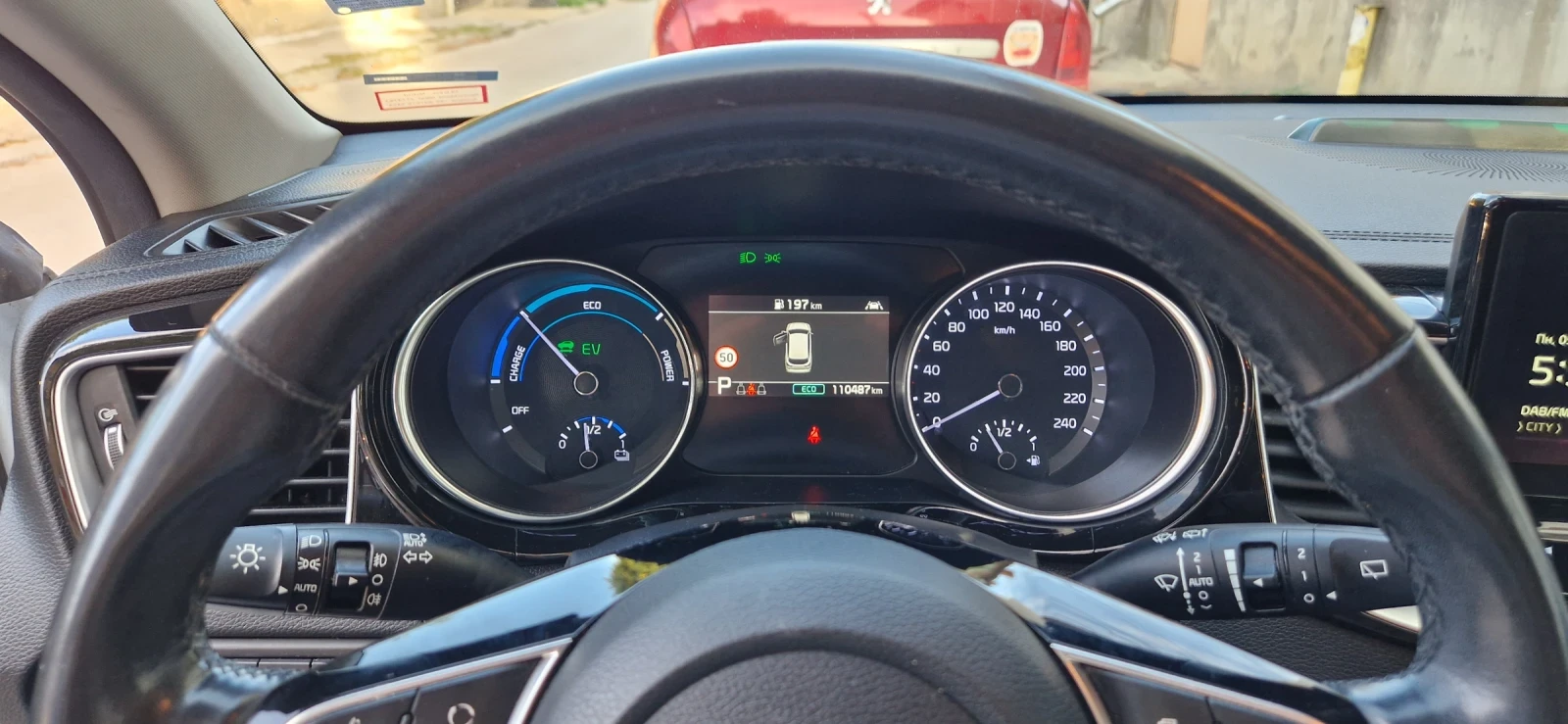 Kia Ceed 1.6 PHEV, снимка 6 - Автомобили и джипове - 56381073