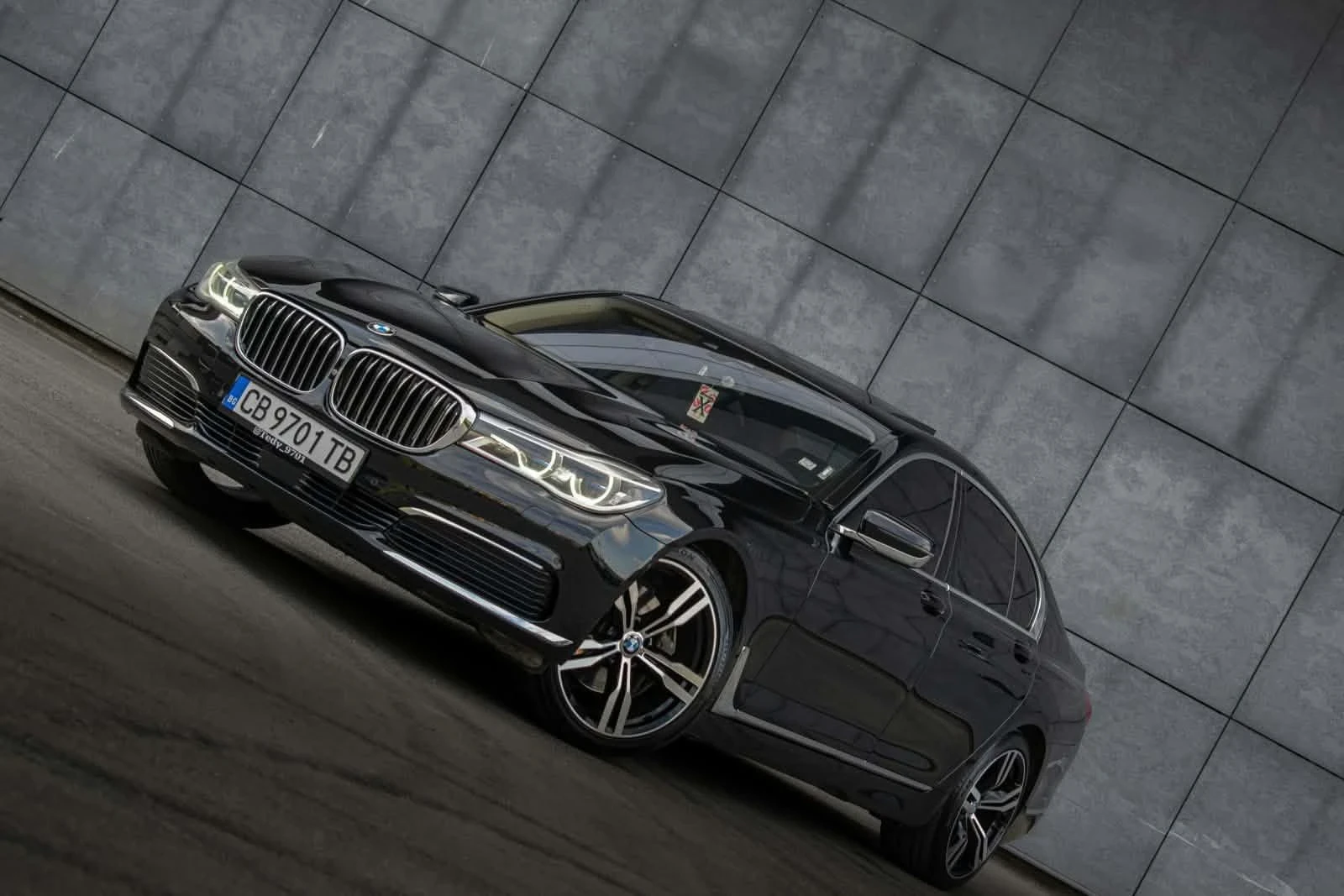 BMW 730, снимка 4 - Автомобили и джипове - 56749594