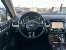 VW Touareg / 3.0D / 245 HP / СМЕНЕНИ ВЕРИГИ  / ОБСЛУЖЕН /, снимка 16