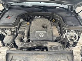 Mercedes-Benz GLC 300 * 4MATIC * CARFAX * ОПЦИЯ ЗА ФИНАНСИРАНЕ , снимка 16