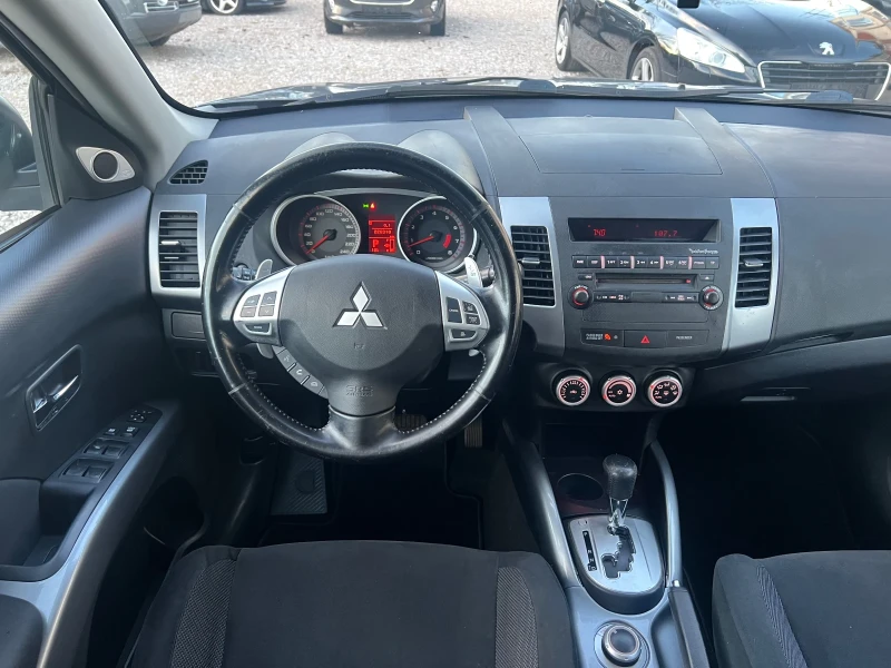 Mitsubishi Outlander 2.4 I 170к.с.7местен, снимка 13 - Автомобили и джипове - 48391262