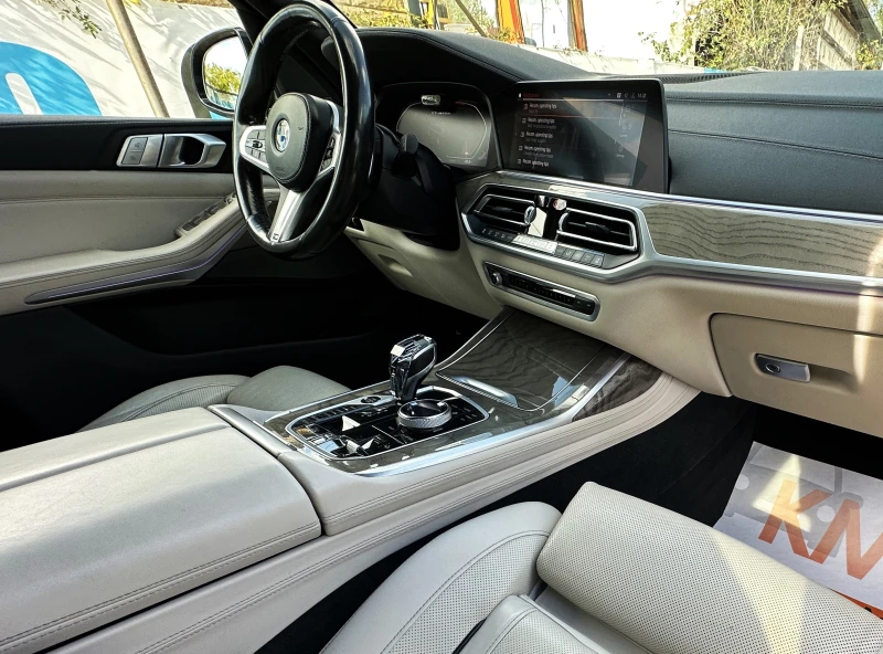 BMW X7 M50d xDrive/LASER/ПАНОРАМА/6+ 1/FULL, снимка 15 - Автомобили и джипове - 49304474