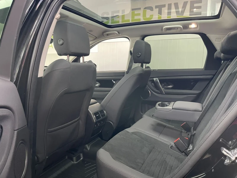 Land Rover Discovery Sport SE 4WD * 15000 km* 360 камери, снимка 13 - Автомобили и джипове - 50409157