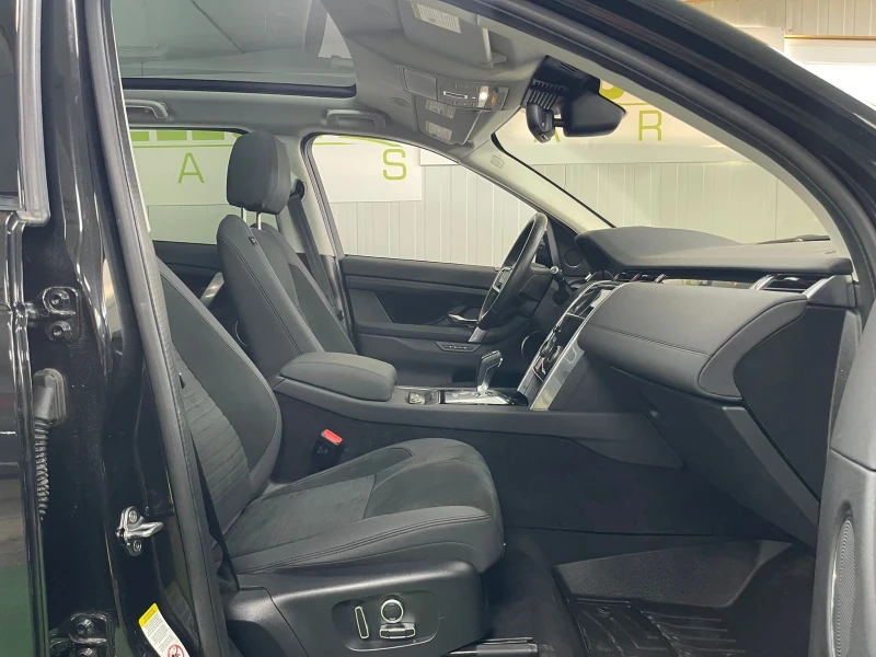 Land Rover Discovery Sport SE 4WD * 15000 km* 360 камери, снимка 14 - Автомобили и джипове - 50409157