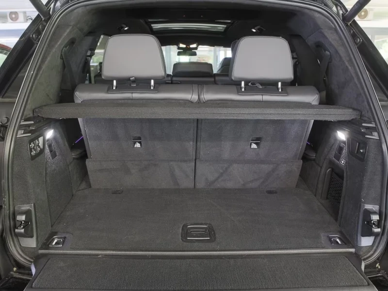 BMW X5 M60 i M Sportpaket Pro* , снимка 10 - Автомобили и джипове - 52152669