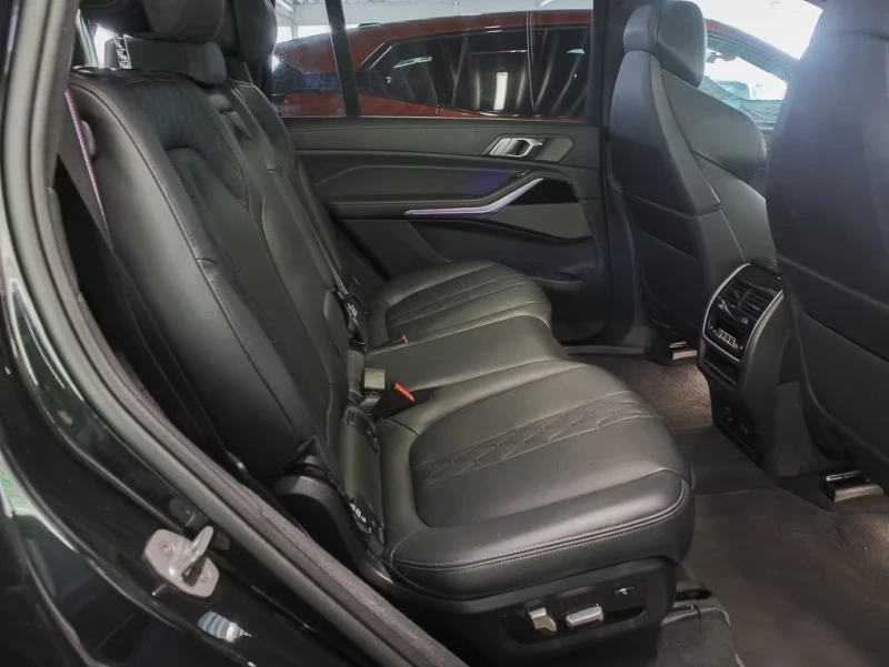 BMW X5 M60 i M Sportpaket Pro* , снимка 8 - Автомобили и джипове - 52152669